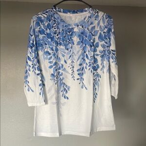 Chic Blue Leaf Pattern Top